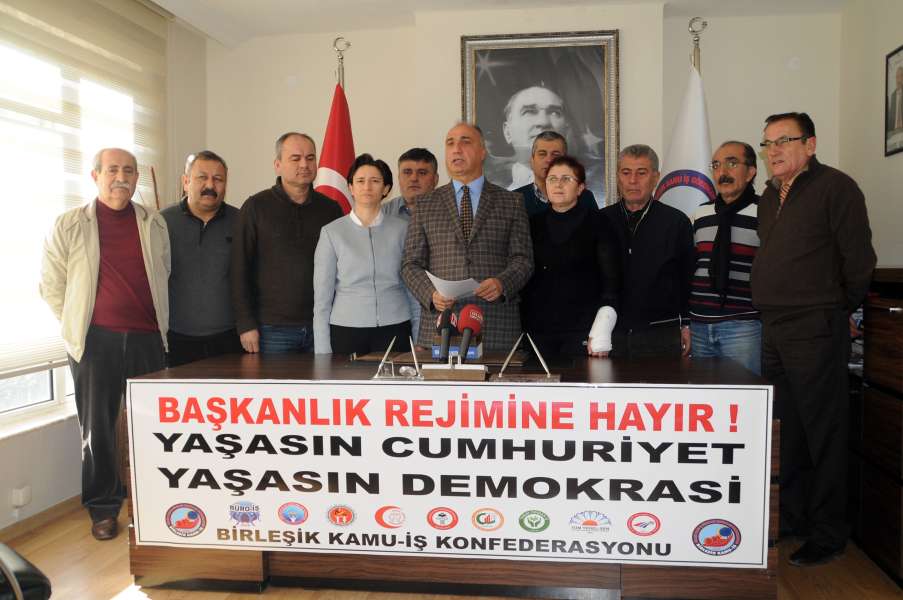 Başkanlık Rejimine Hayır! Yaşasın Cumhuriyet! Yaşasın Demokrasi!