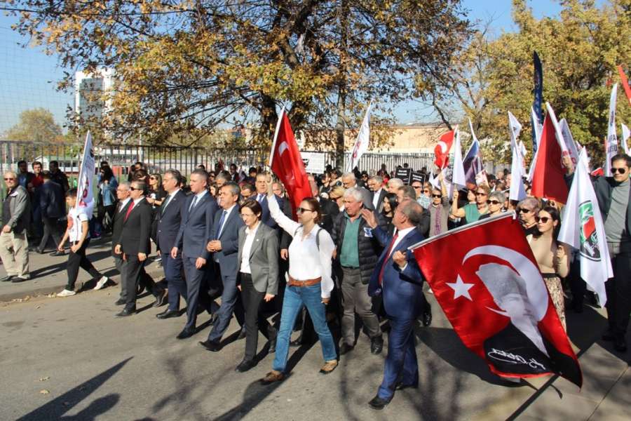 Atamızı 81. Ölüm Yıl Dönümünde Saygı ve Özlemle Andık